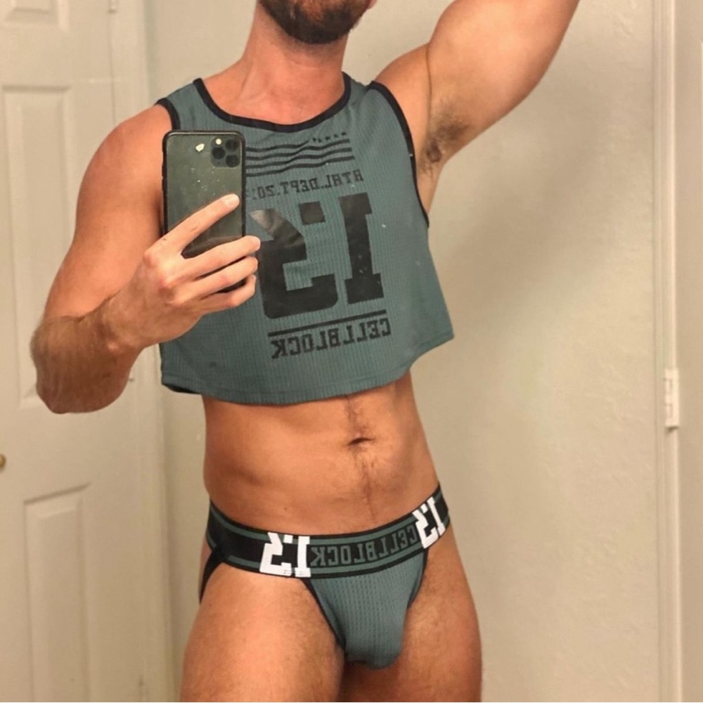 CellBlock 13 Gray Crop Top and Strap Set - Picture 2 of 3